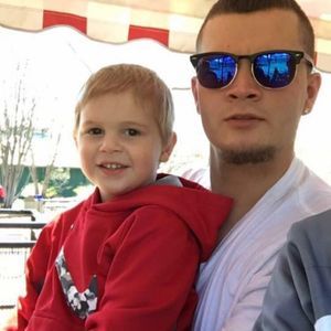 Meet your Posher, Jonathan